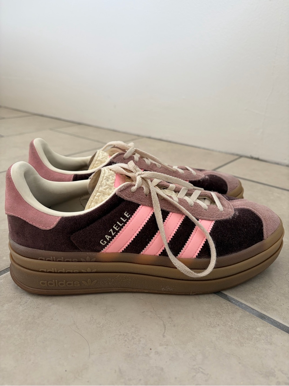 adidas Women's Suede Sneakers in Pink and Brown - Picture 4 of 4